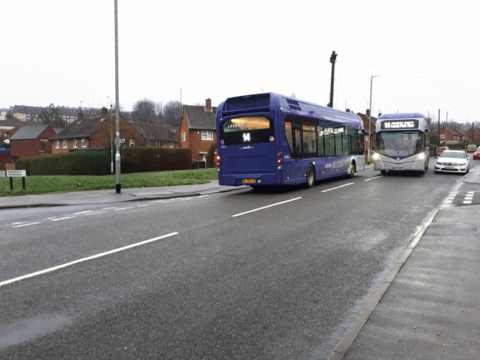 New electric buses in Bramley © Stephen Craven cc-by-sa/2.0 :: Geograph ... Electric buses