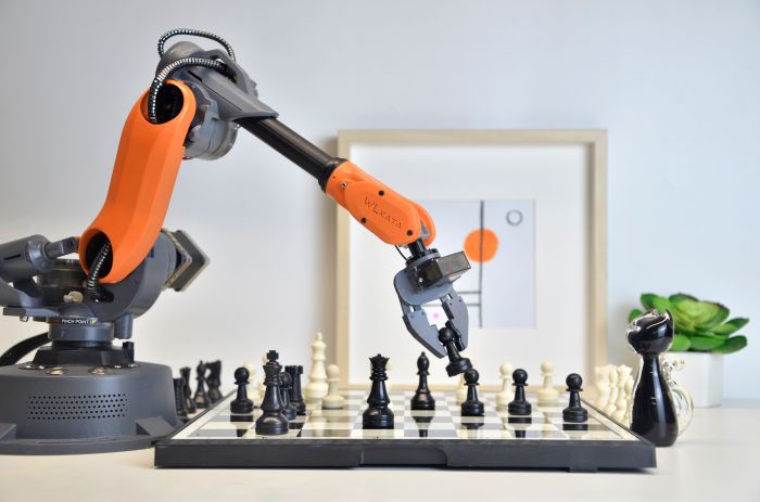 Mirobot Robot Arm is Live on Kickstarter - Electronics-Lab.com Robotic delivery pods